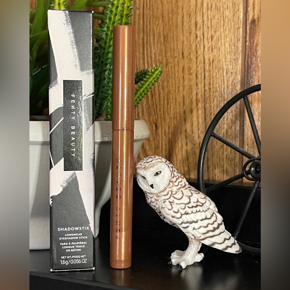 FENTY BEAUTY By Rihanna Shadowstix Eyeshadow Stick In Candy Rapper (Ligh… - Picture 7 of 12